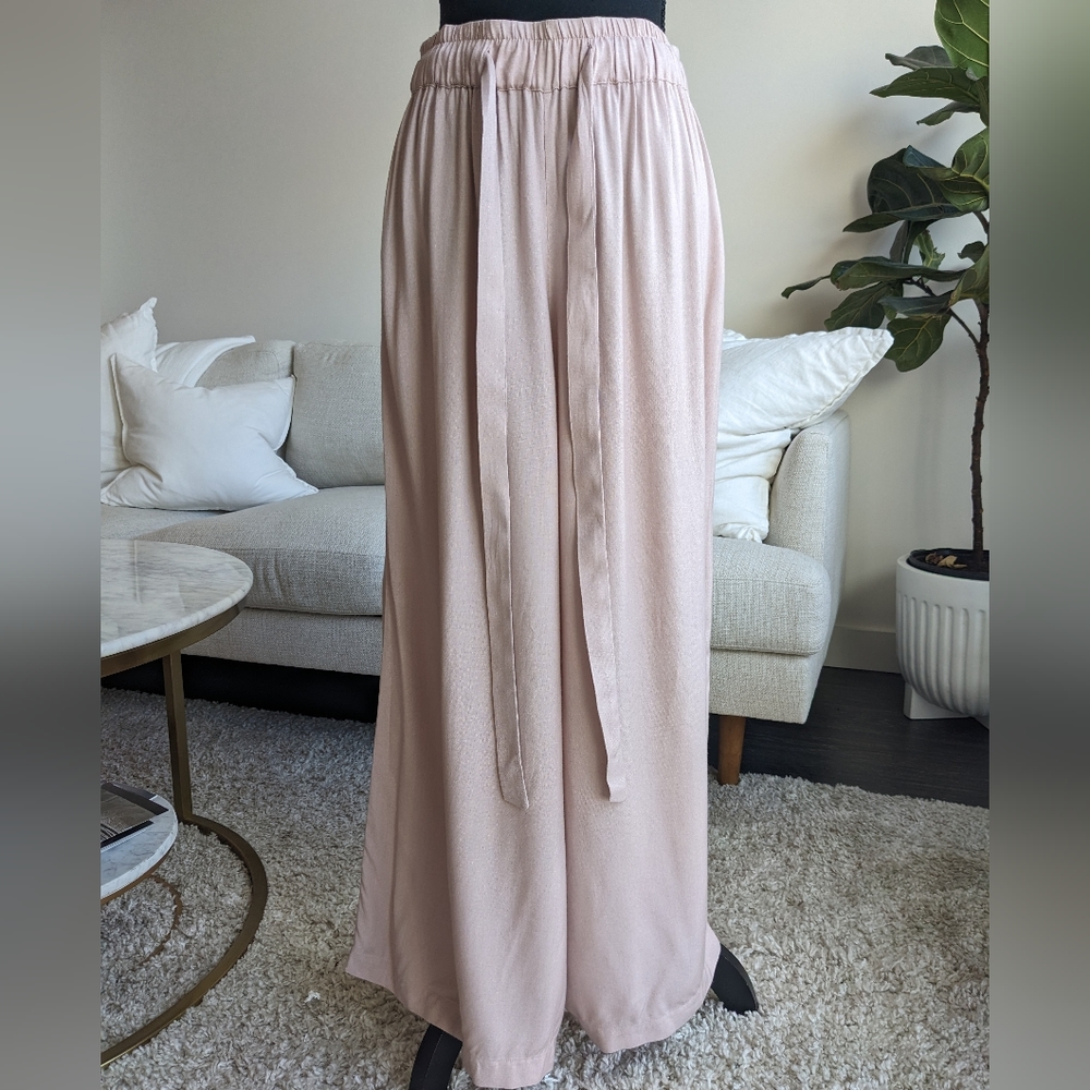 Ali Golden Flowy Pant